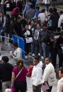 Regularització migrants, La Farga Hospitalet33