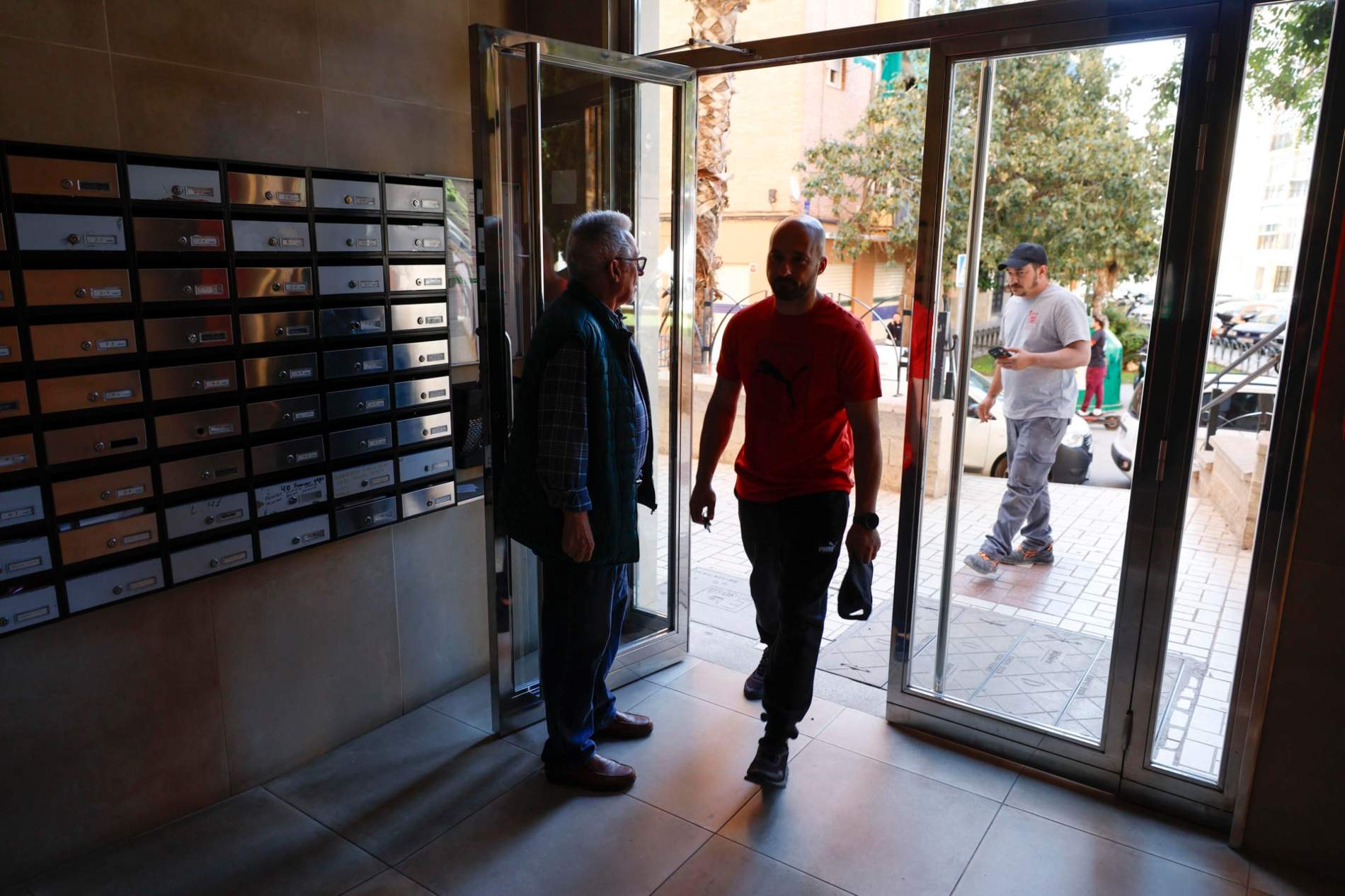 mata el propietari del pis a màlaga