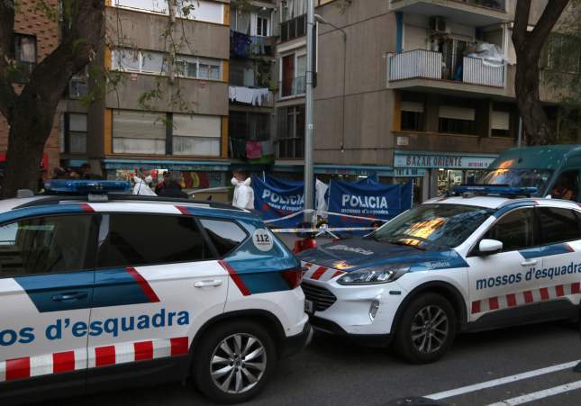 Maten un home al mig del carrer a Sants, Barcelona / ACN Maten un home al mig del carrer a Sants, Barcelona / ACN