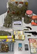 260522 NdP 575 RPP Els Mossos d'Esquadra detenen quatre persones a per tràfic de drogues a Mollerussa