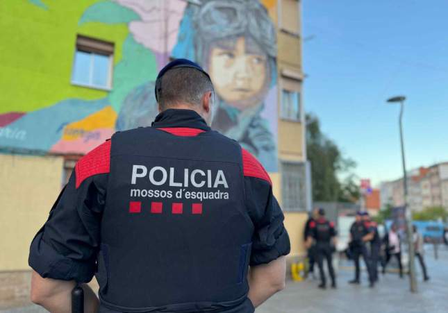 mossos blocs florida hospitalet