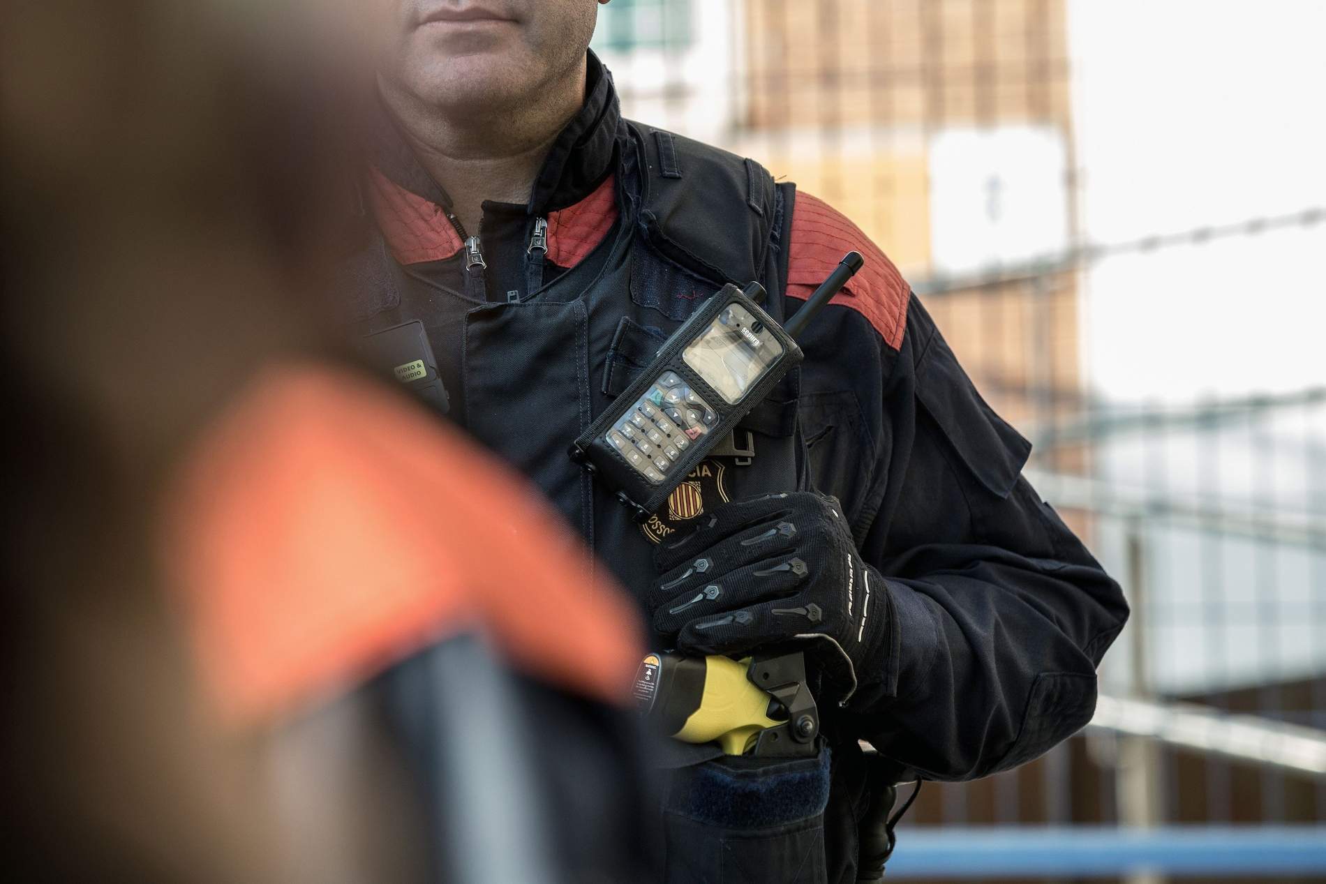 mossos taser