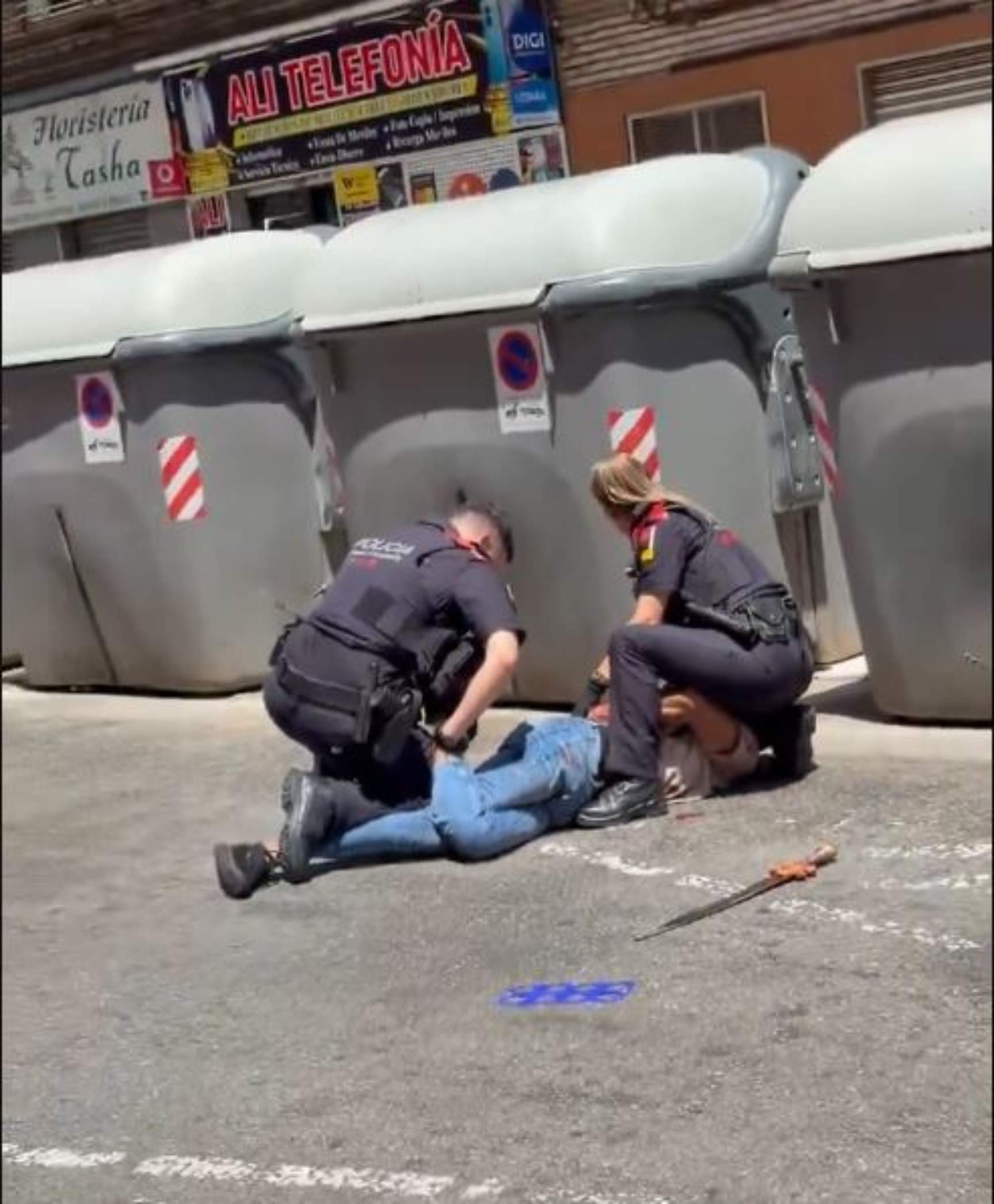 Detenció matxet badalona mossos