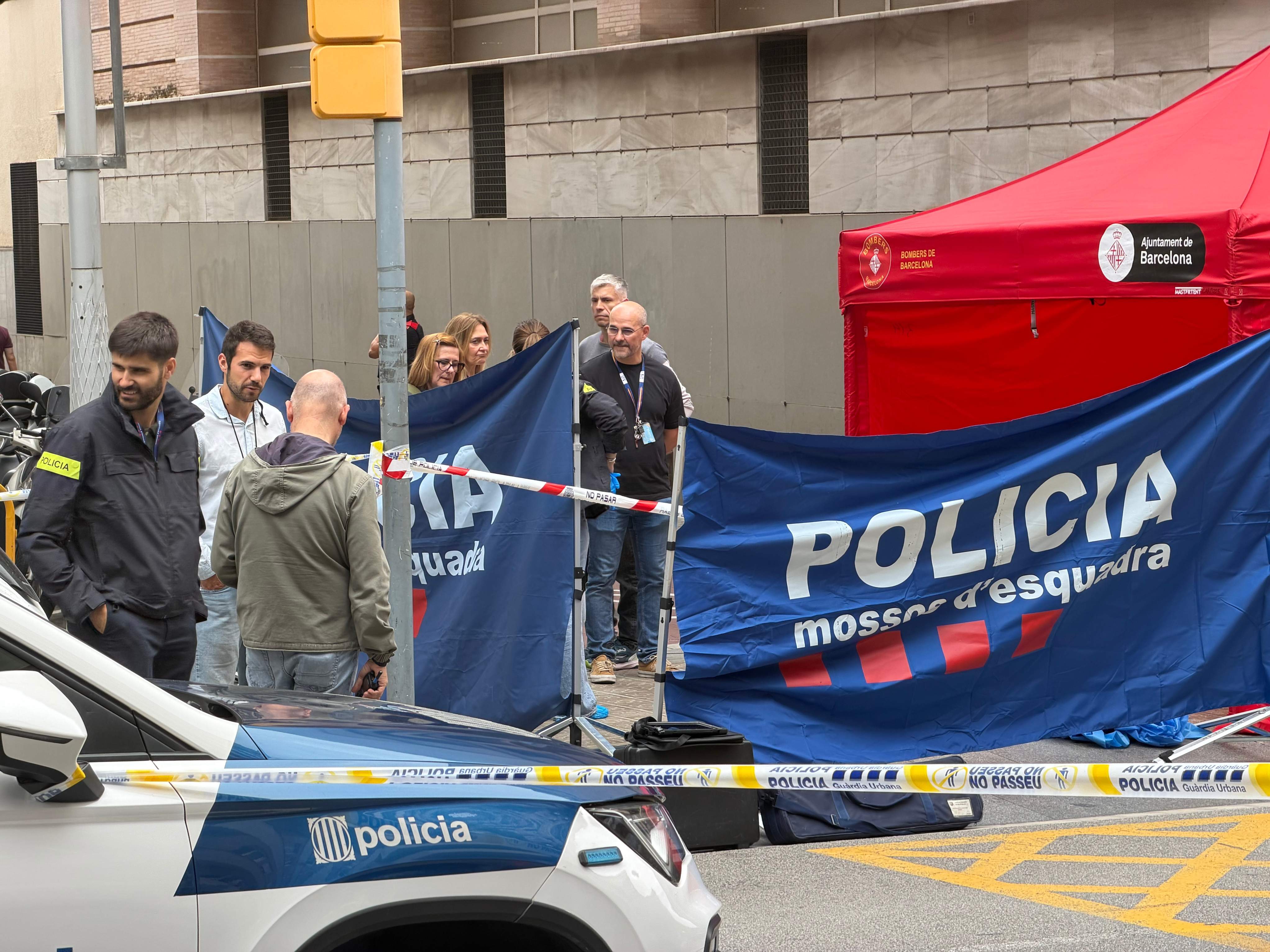 Mort assassinat carrer balmes barcelona tiroteig