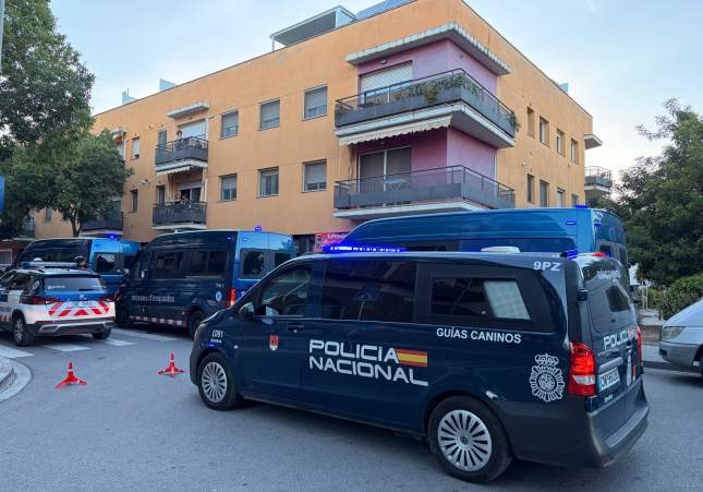 Unitats desplaçades al supermercat /Mossos d'Esquadra