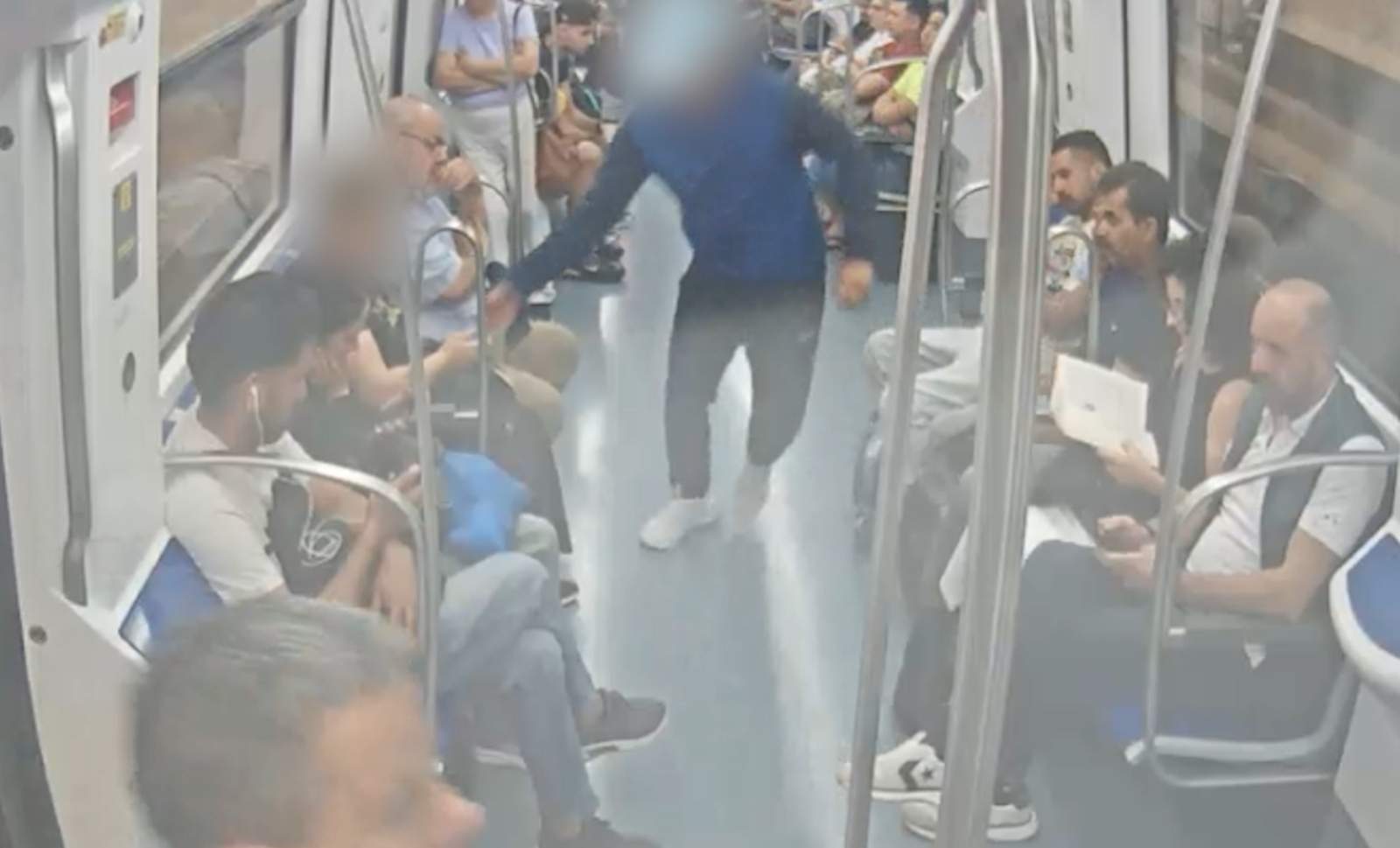 robatoris mòbils metro badal