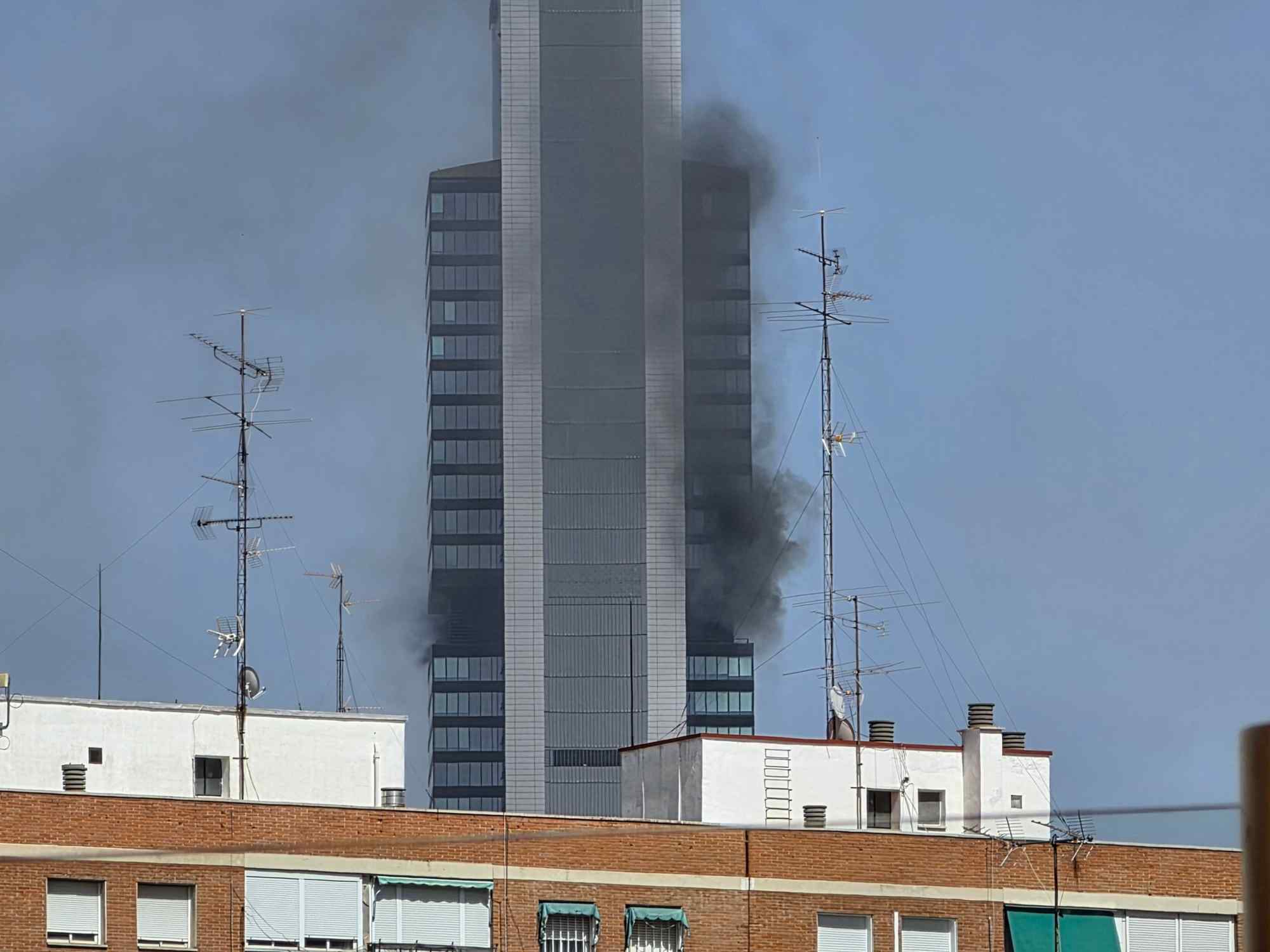 incendi torre moeve