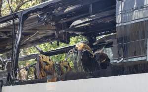 Incendi bus rambla guipuzcoa Sant Martí04