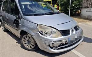 Cotxe accidentat / Policia Local de Castelló d'Empúries