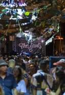 Festes de Sants 2022 concerts carrer guanyador alcolea Baix ambient   Foto  Carlos Baglietto