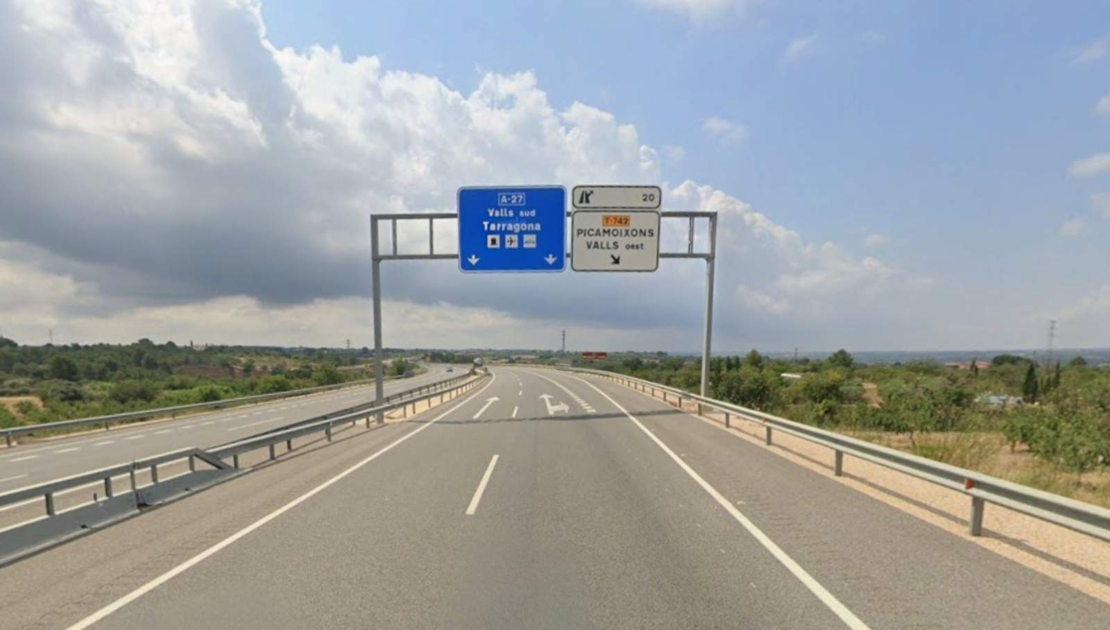 a 27 valls