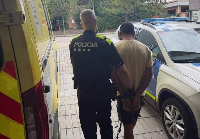 El dleinqüent arrestat / Policia Local de Martorell