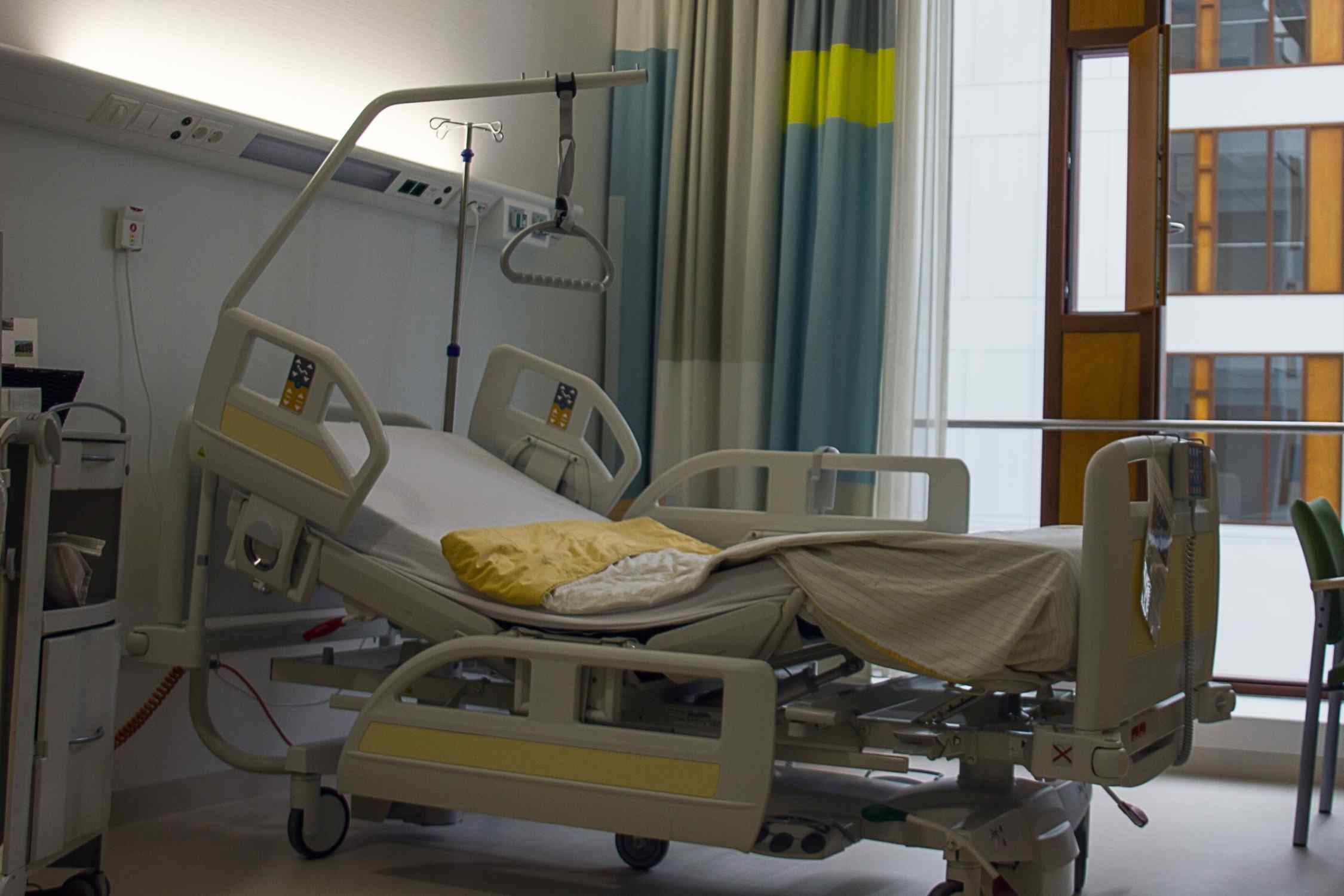habitacion hospital pixabay