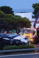 accident camió ap 7 (1)