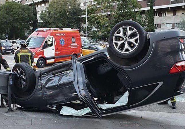 Coche Ambulancia Corts Coche Ambulancia Corts