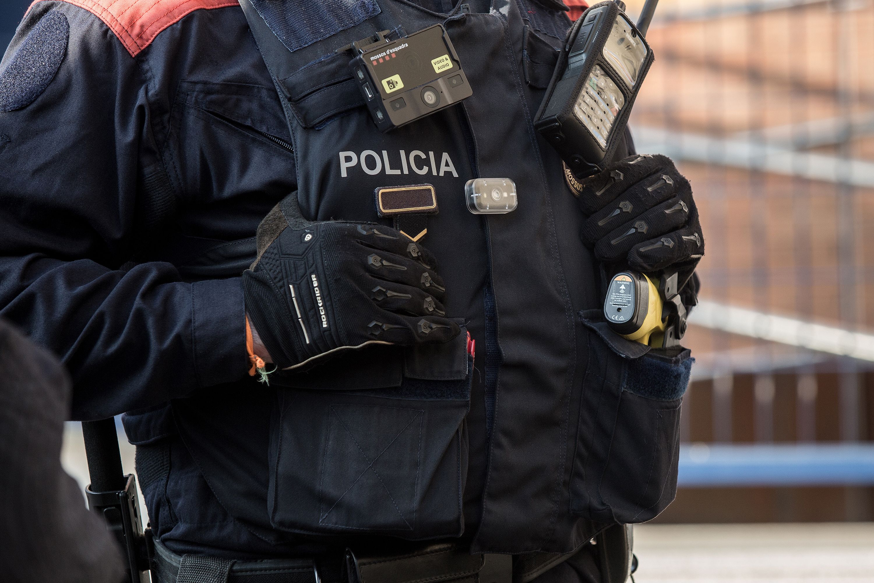 Mossos Taser / Carles Palacio