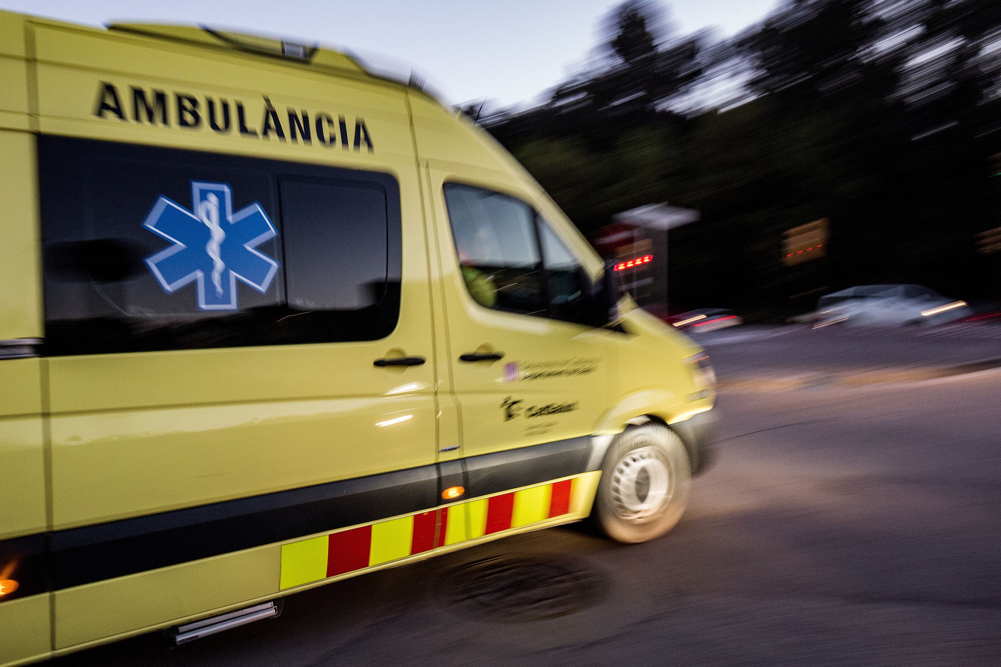Ambulancia SEM / Carles Palacio