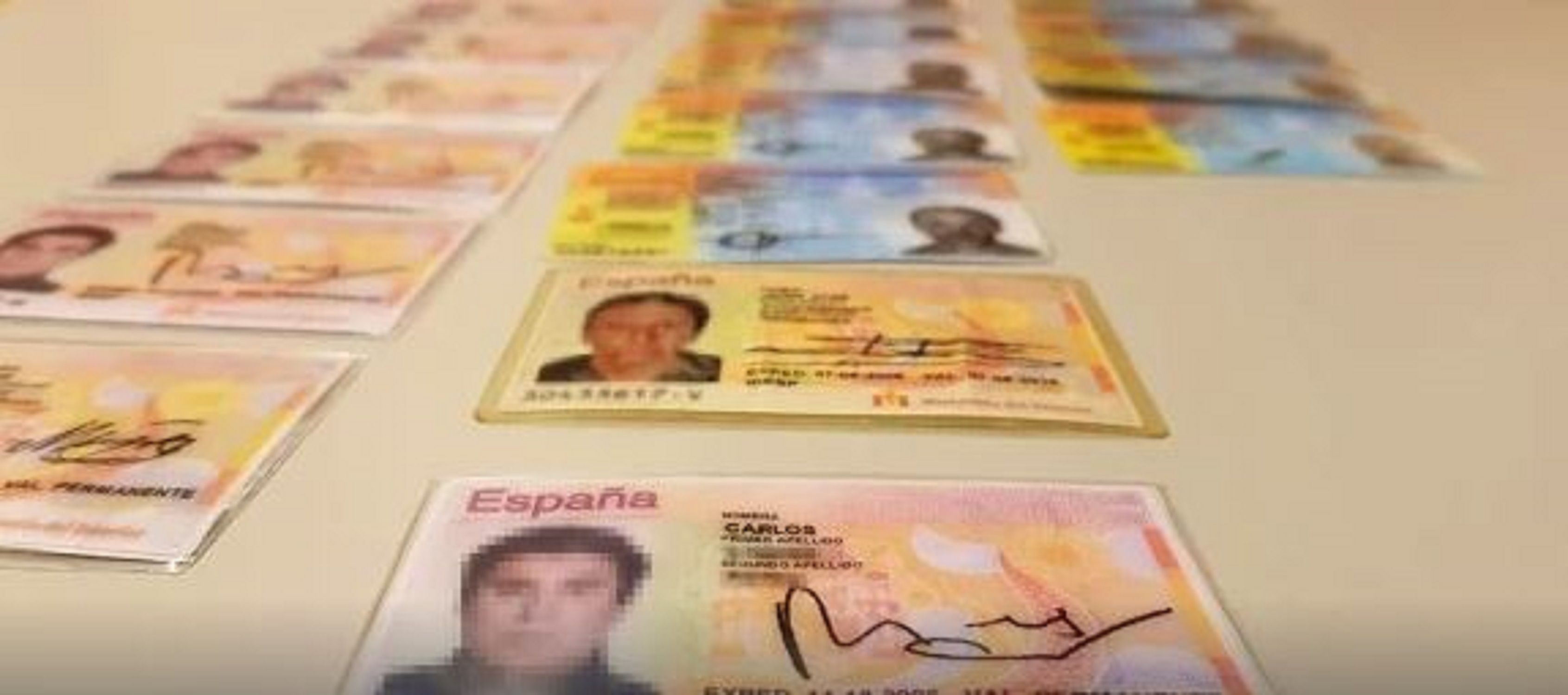 DNI / Mossos DNI / Mossos