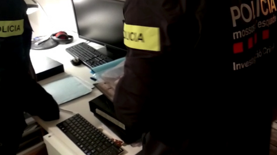 Mossos d'Esquadra Mossos d'Esquadra