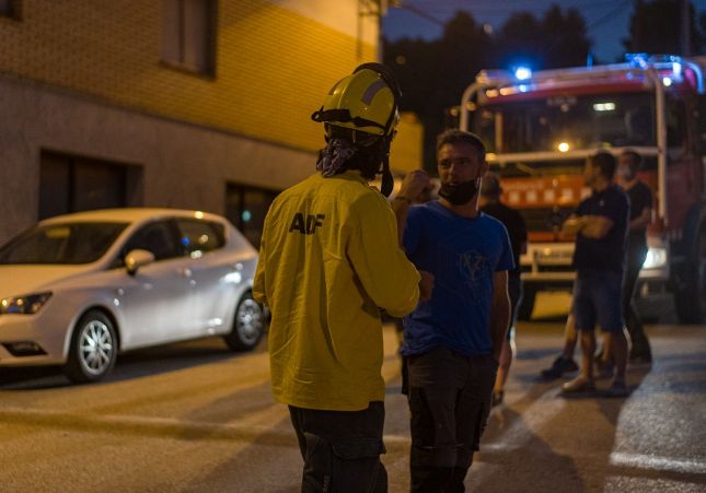 bomberos municipios confinados incendio santa paloma queralt tarragona